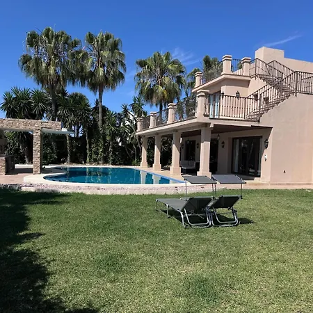 Casa Farah Golden Mile Coral Behind Aldi Villa Marbella