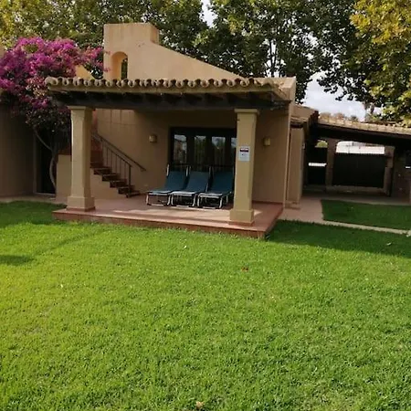 Casa Farah Golden Mile Coral Behind Aldi Marbella